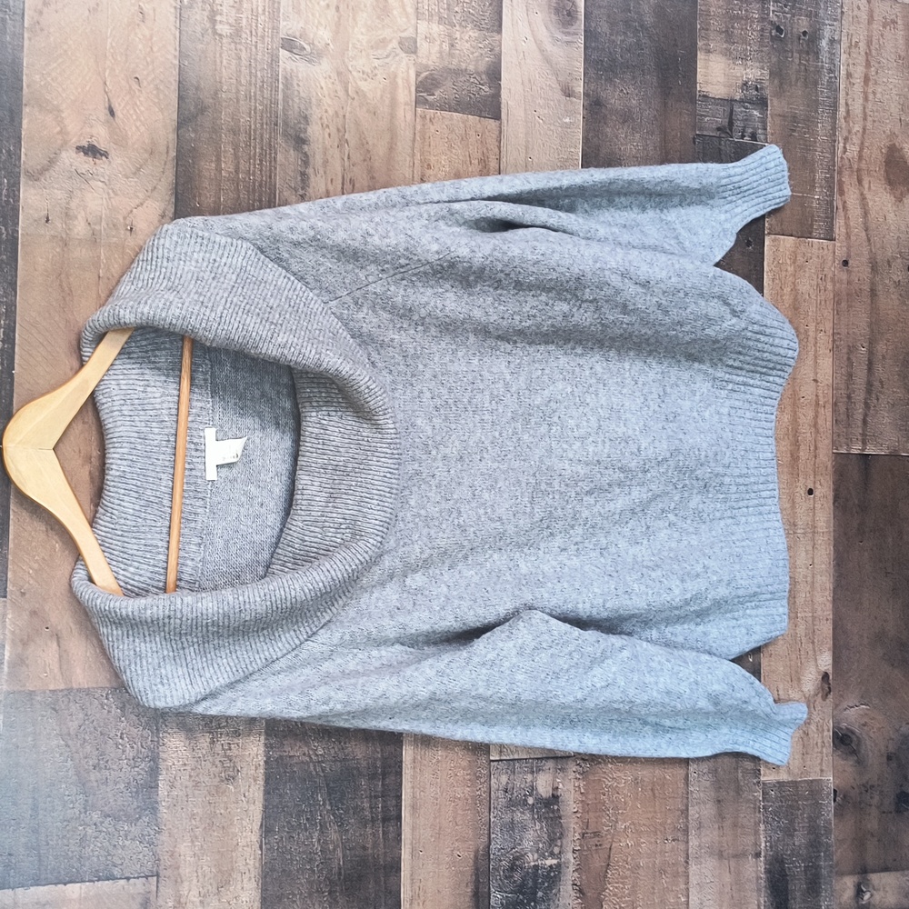 H&M Gray Wool Blend Of The Shoulder Chunky Knit Sweater Sz Large Women